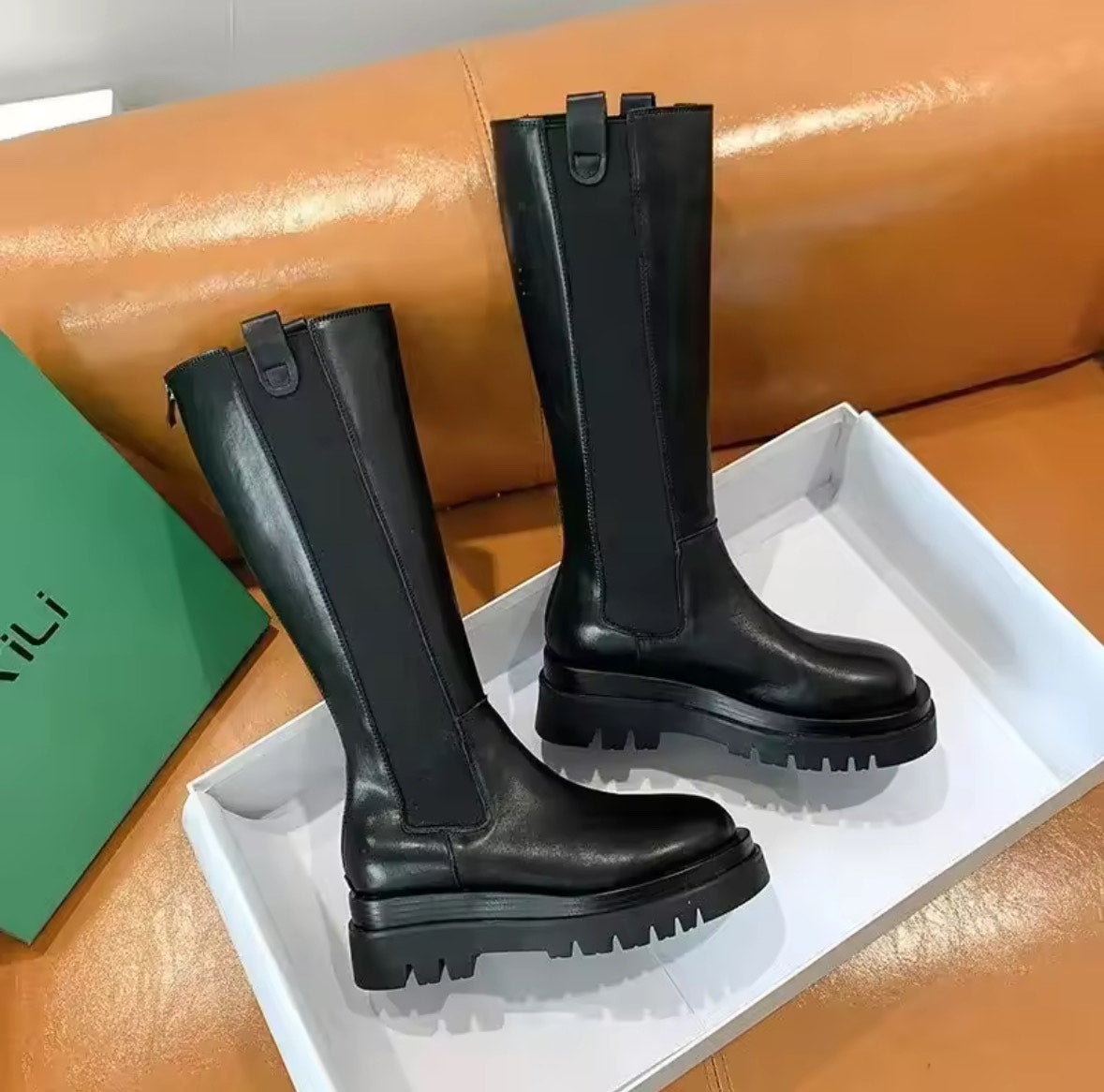 BOTA ALTA PIEL