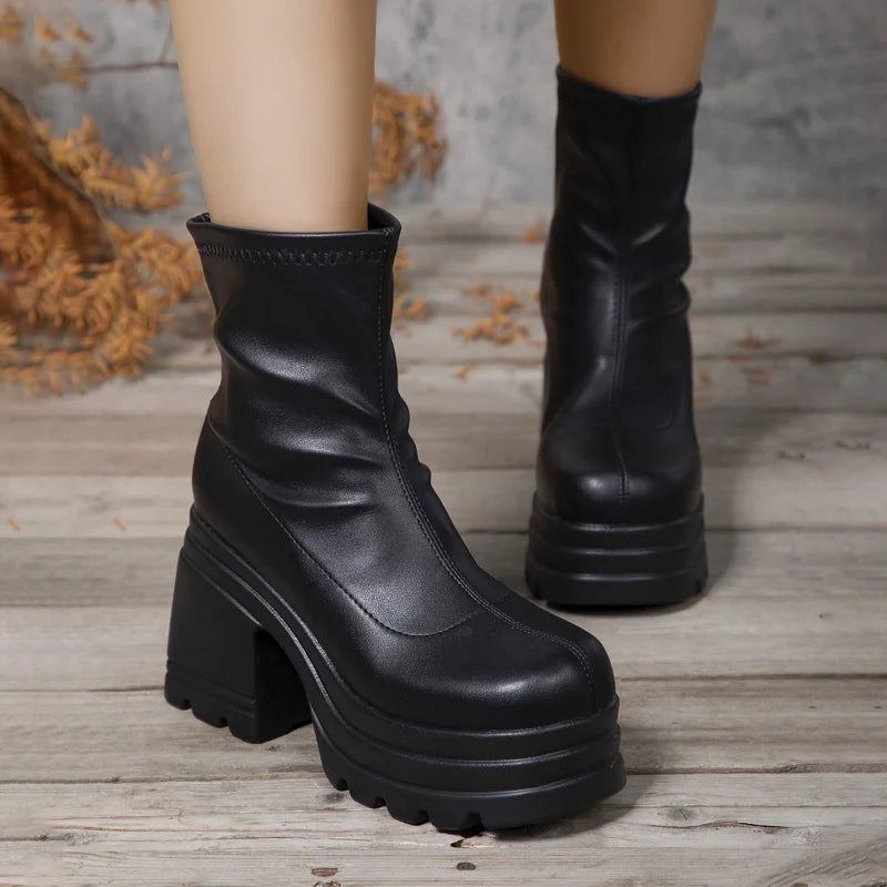 Botines de Plataforma Alta Bravela