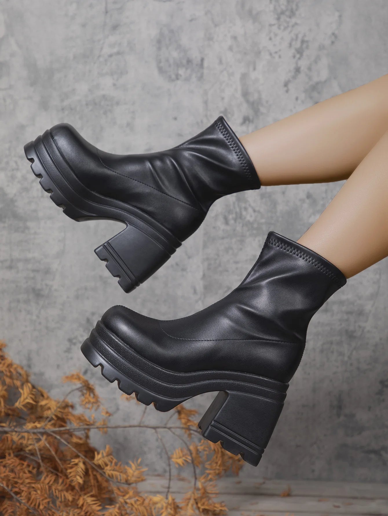 Botines de Plataforma Alta Bravela