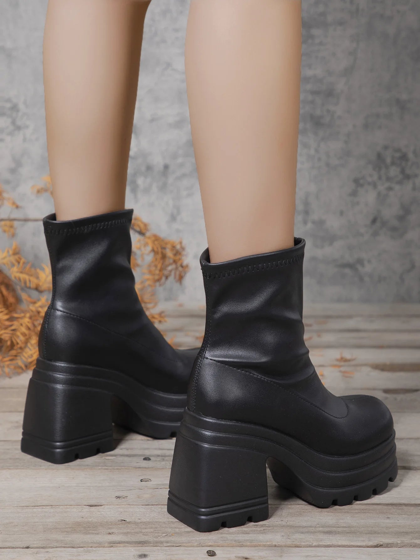 Botines de Plataforma Alta Bravela