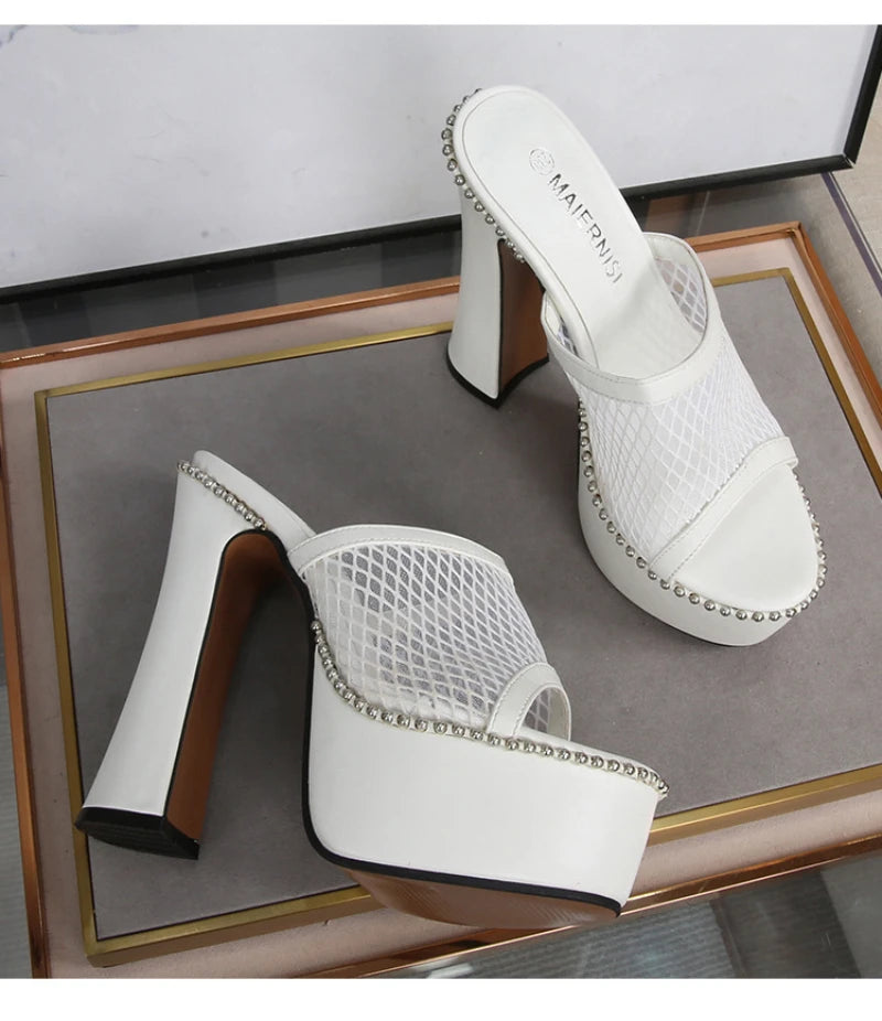 Sandalias Bravela
