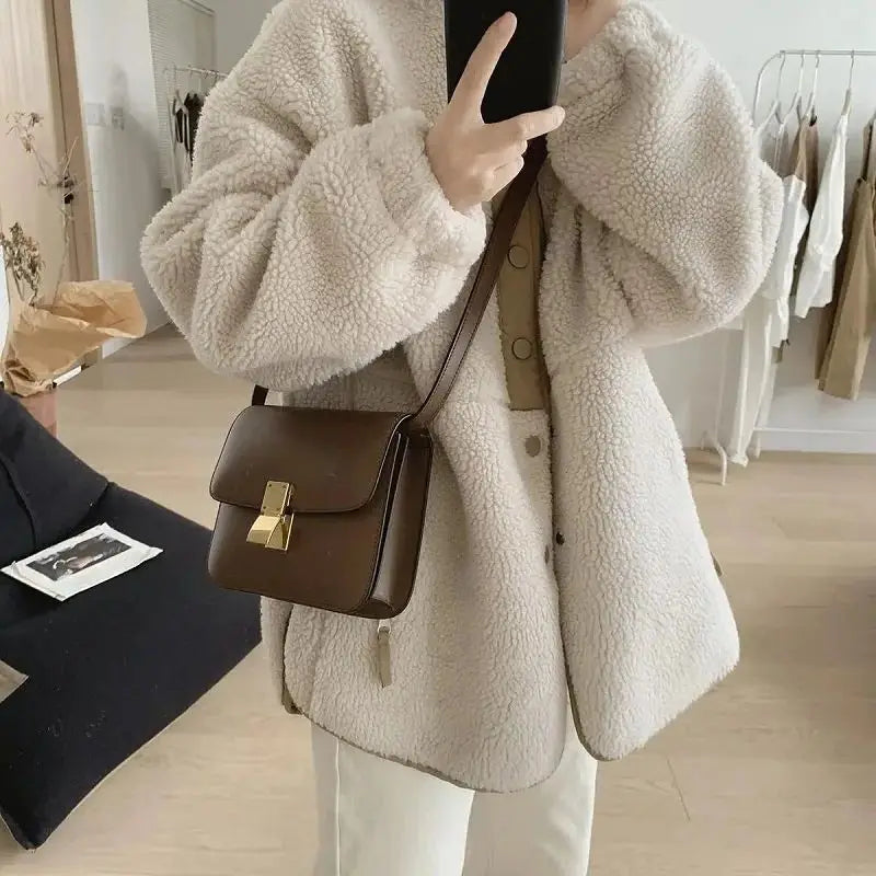 Abrigo Oversize BRAVELA de Borreguito Estilo Coreano