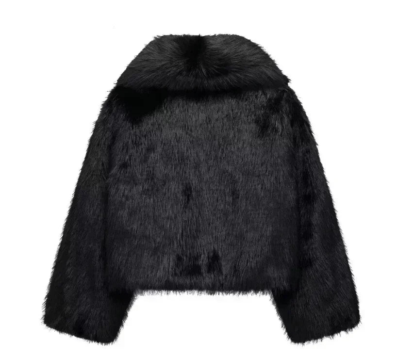 VelvetStorm – Abrigo Corto de Pelo Sintético Negro